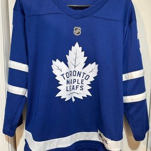 Toronto maple leafs jersey Matthew’s